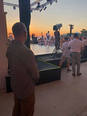 Martin Hanneman behind the scenes at an event
