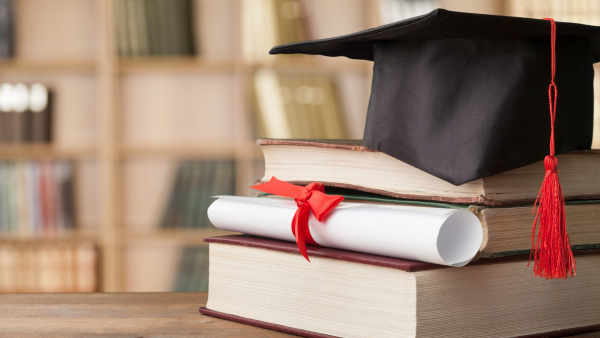 Degree with books image