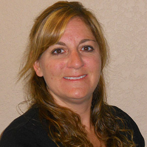 Instructor Profile – Leslie Larranaga-Britt – Marketing and Media